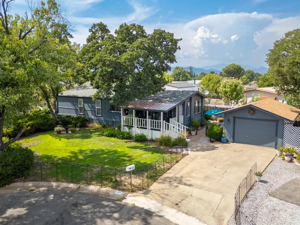996 Deerhaven Ct, Redding, CA 96003