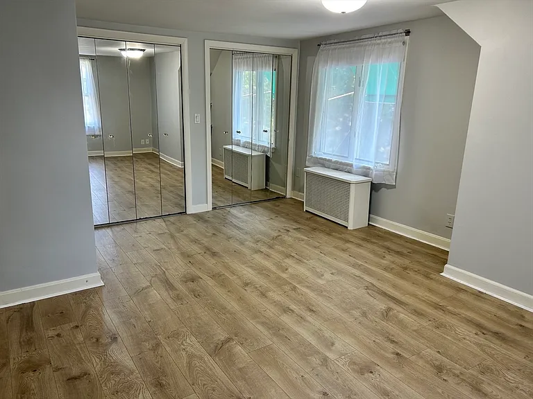 500 Lowell St — Photo 12