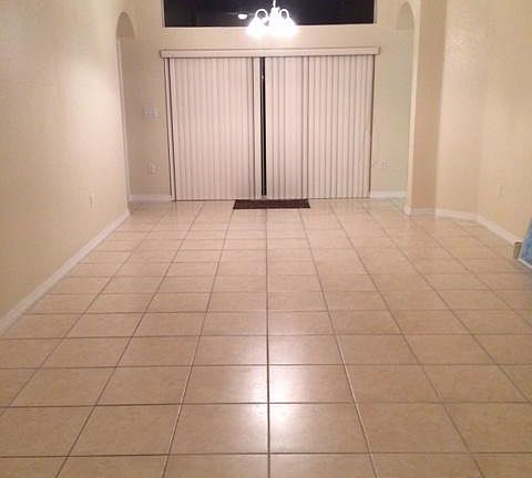 dinning/living room area