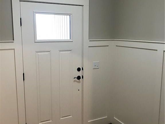 5th image of 708 Teri Dr