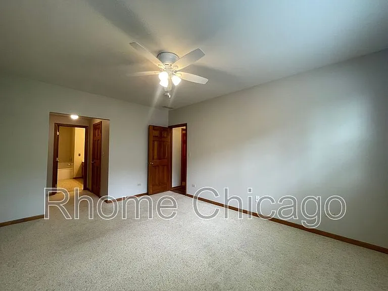519 W Parkside Dr — Photo 21