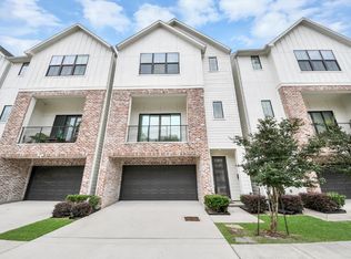 2114 Stuart St, Houston, TX 77004
