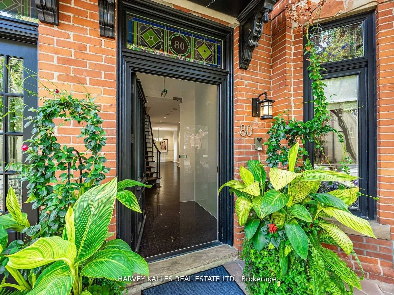 4 bed, $22,000 — Photo 1