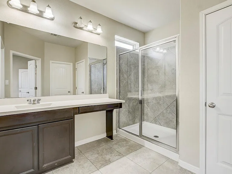 356 Quarry Ln — Photo 17