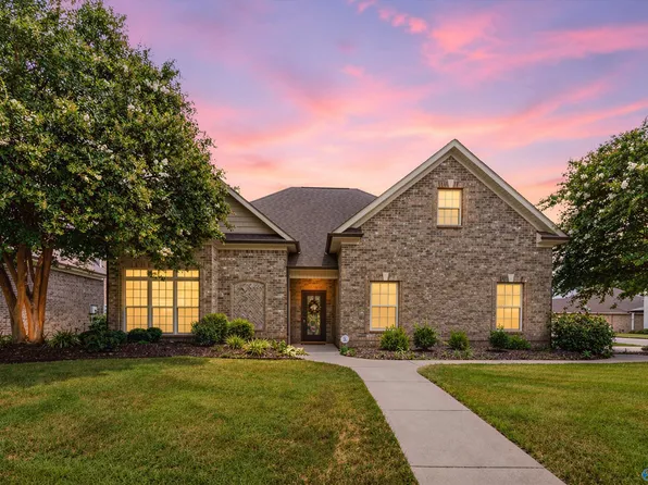 14050 Muirfield Dr, Athens, AL 35613