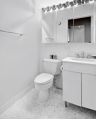 Rented by NY Living Solutions | media 23