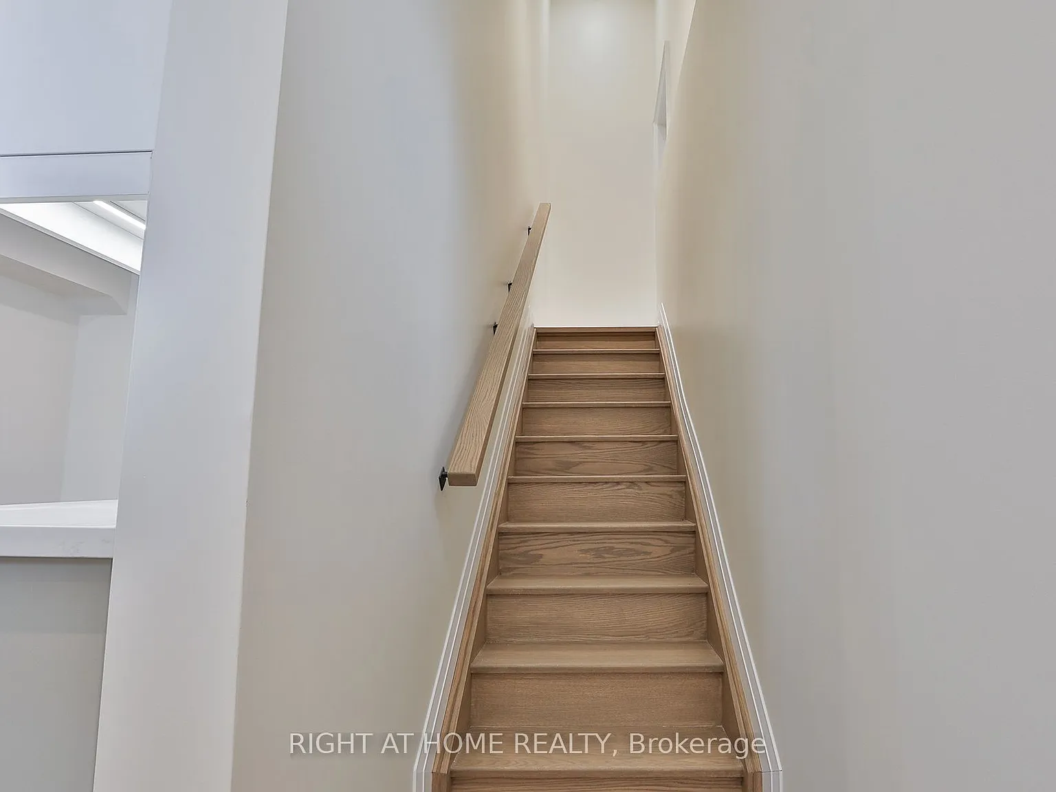 2 bed, $2,500 — Photo 2