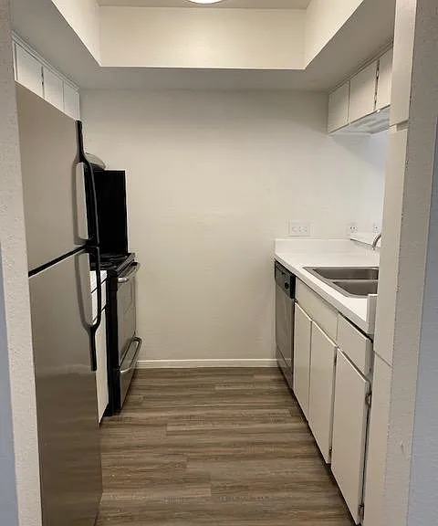 The Oaks Apartments — Photo 51