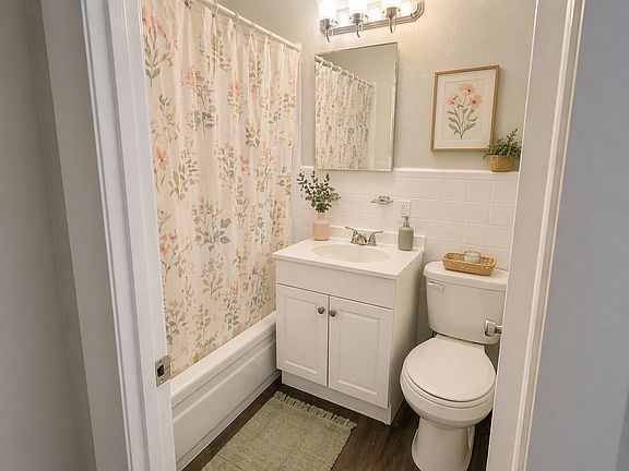4th image of 1422 S Macon Street Util #1421-10