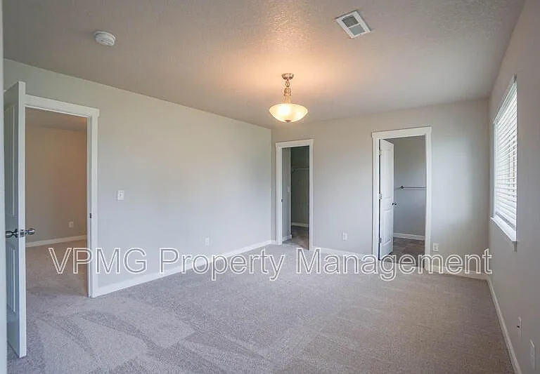 6117 NE 105th Ave — Photo 19