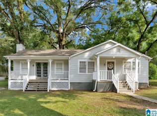 2040 Pinehurst Dr, Gardendale, AL 35071