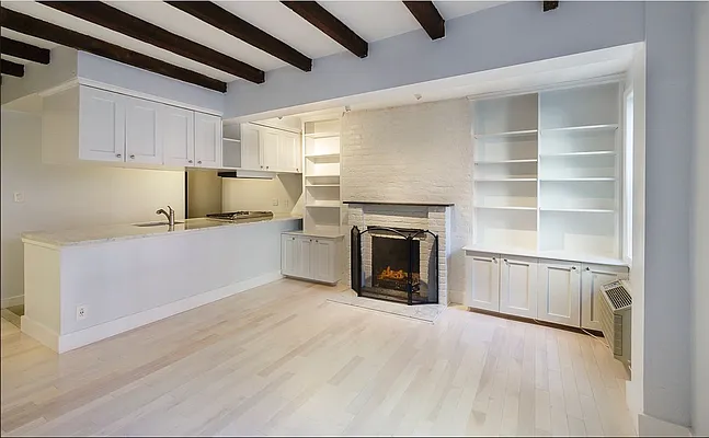 Rented by Voro New York | media 18