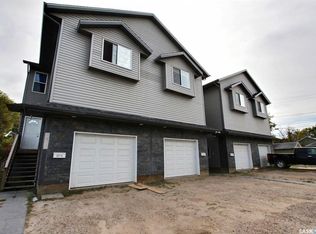 201 10th STREET E, Prince Albert, SK S6V 0Y8