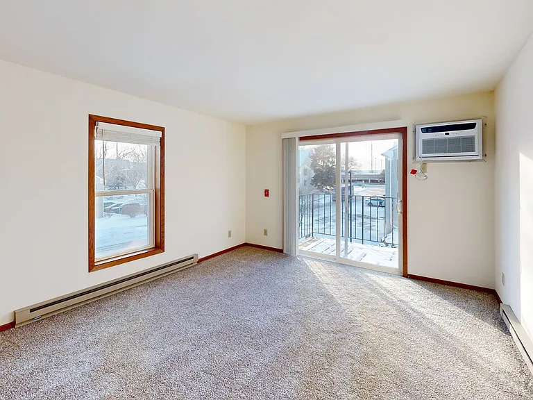 High Point Commons Apartments — Photo 126