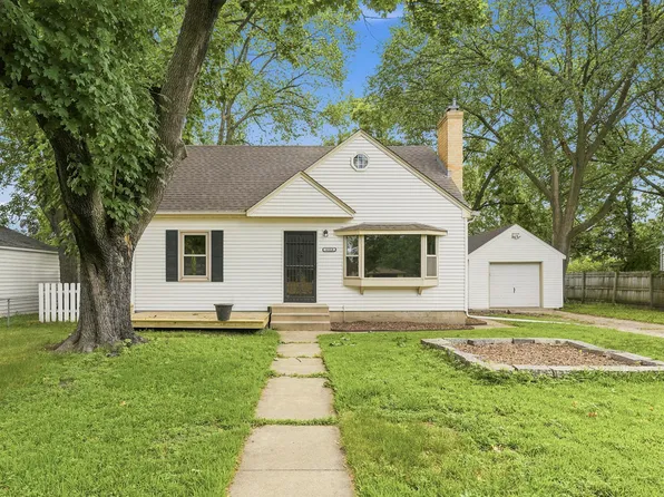 6114 Dupont Ave N, Brooklyn Center, MN 55430