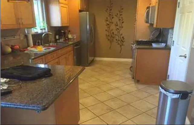 818 Loyalton Dr — Photo 2