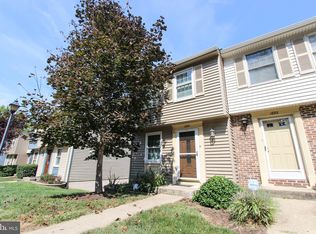 1694 Devil Ln, Woodbridge, VA 22192