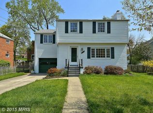 9113 Lindale Dr, Bethesda, MD 20817