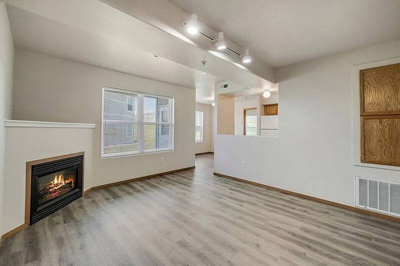 2 bed, 2.0 bath, 938 sqft, $1,450 — Photo 4