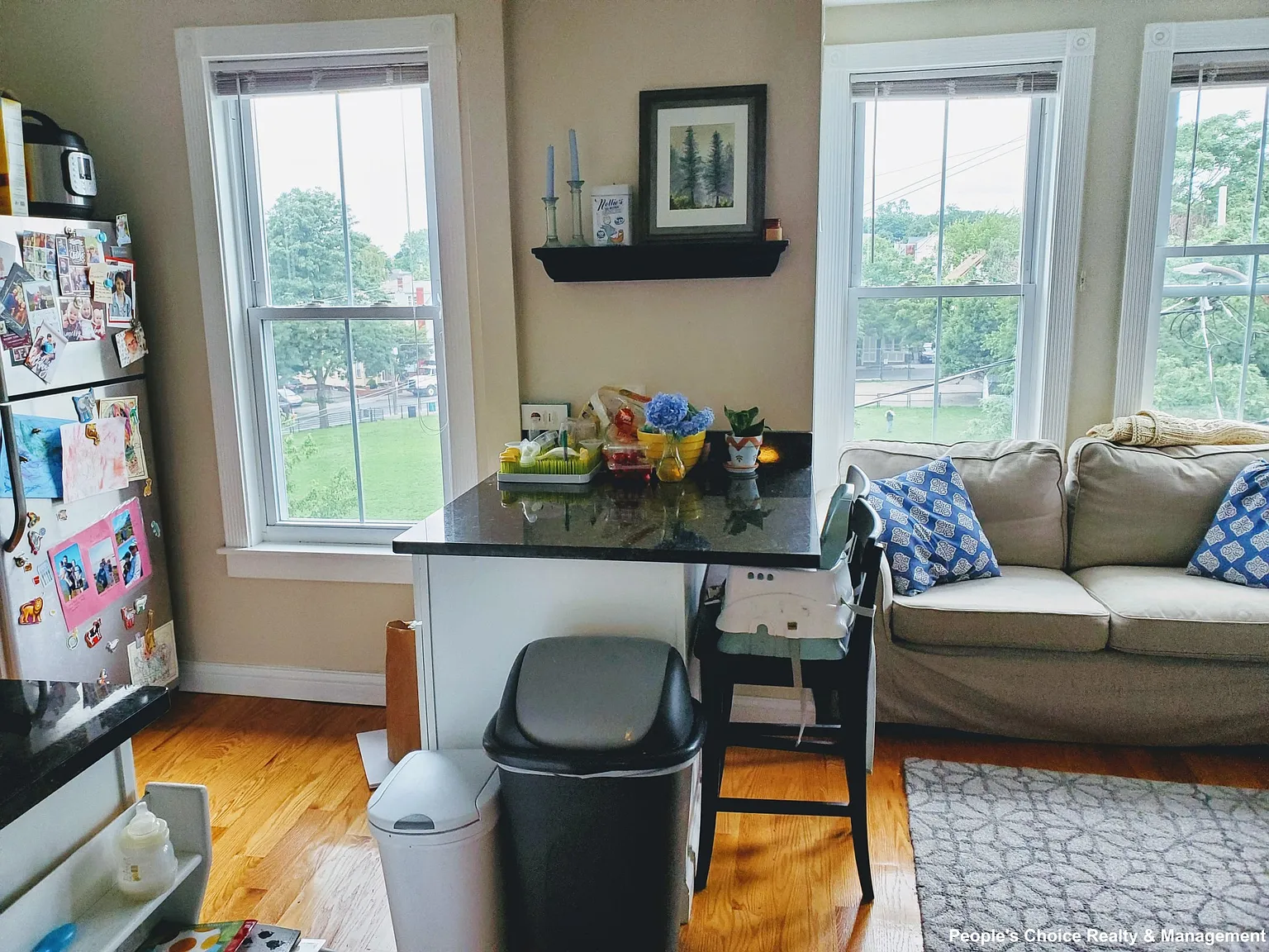 2 bed, 1.0 bath, $3,100 — Photo 2