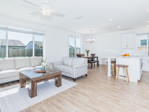 3rd image of 1180 Encore Way W