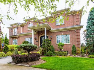 150-50 6th Avenue, Whitestone, NY 11357