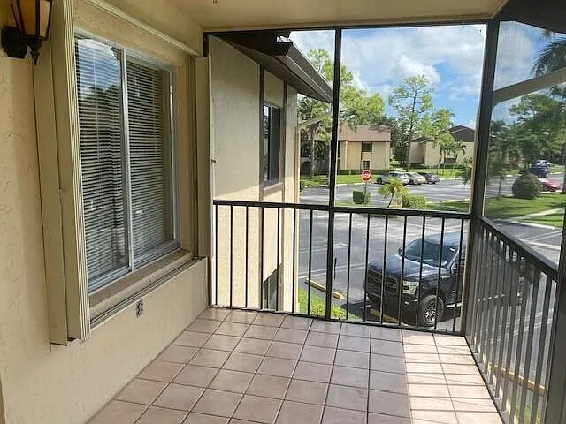 428 Pine Glen Ln #B-2 — Photo 4