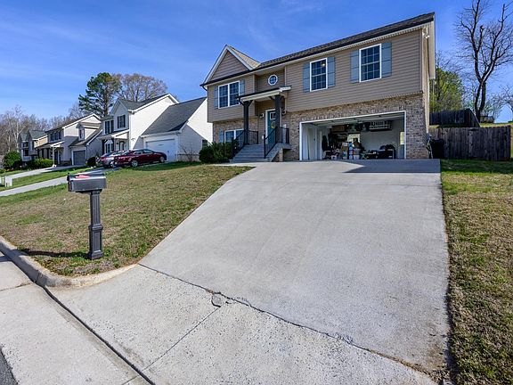 2nd image of 107 Bennett Dr