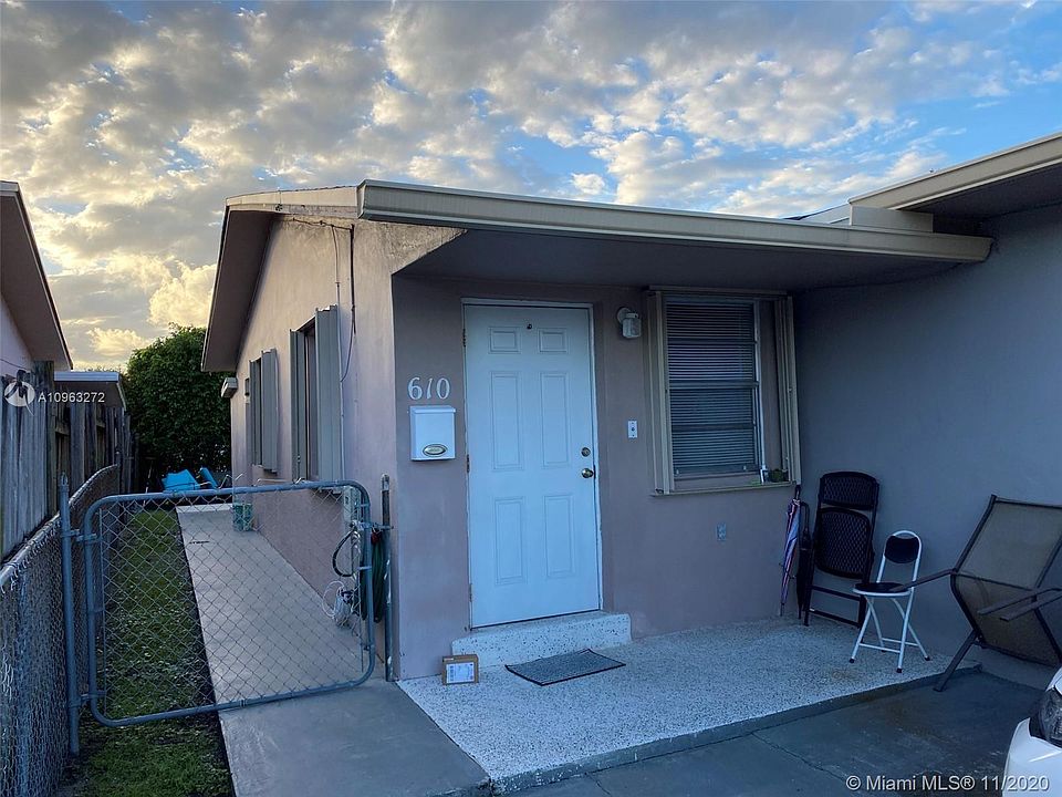 1st image of 610 NW 43rd Ct