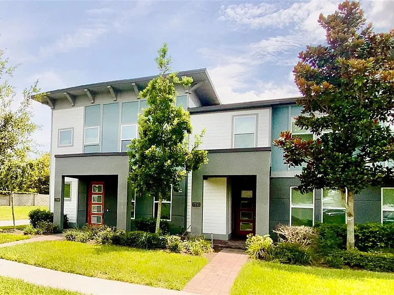 7206 Carrickbend Ln — Photo 3