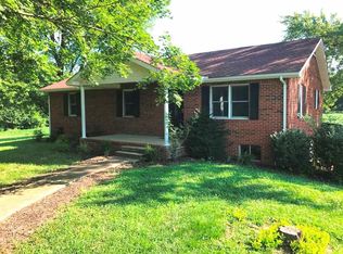 3010 Old Railroad Ln, Guthrie, KY 42234