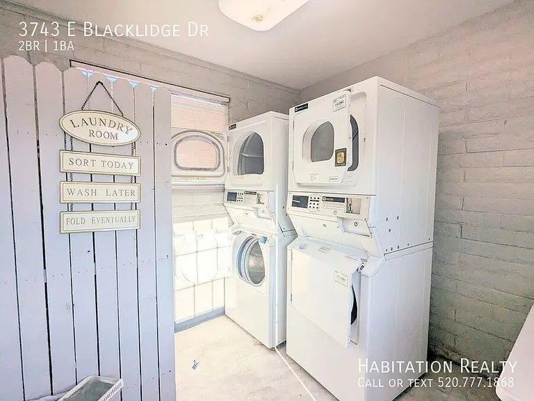 3743 E Blacklidge Dr — Photo 15