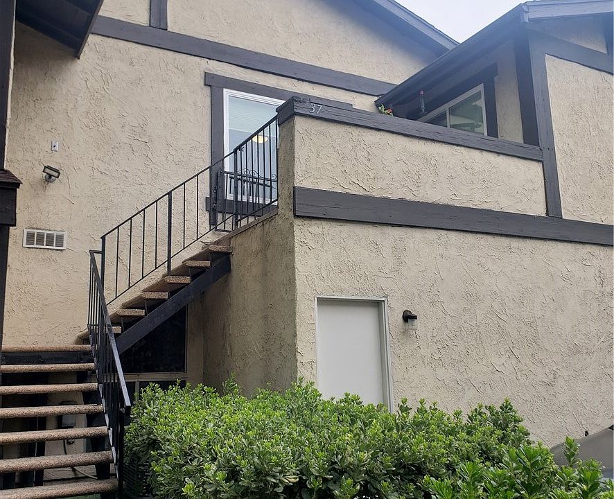 1st image of 9800 Vesper Ave Unit 37