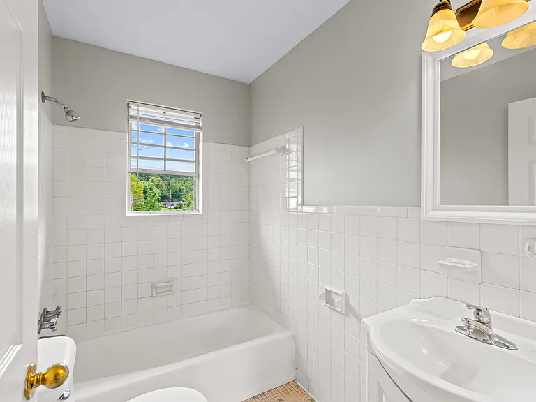 5117 Valiant Dr — Photo 16