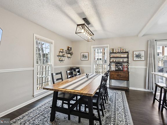 3rd image of 12124 Stoneford Dr