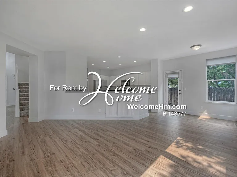 4698 Hampton Ln — Photo 9