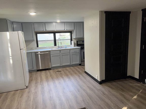 4th image of 15440 SE 29th St Unit 12