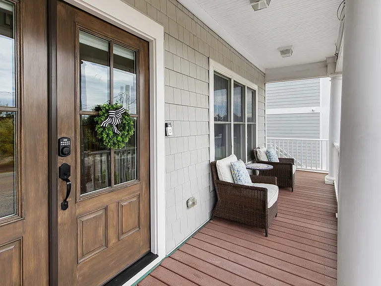 863 Dune Rd — Photo 37