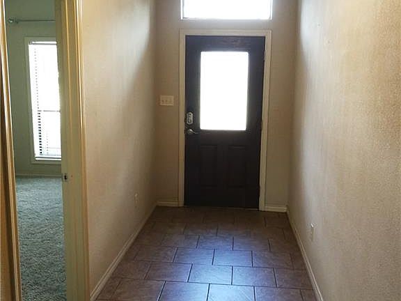 2nd image of 3800 Dove Hollow Ln