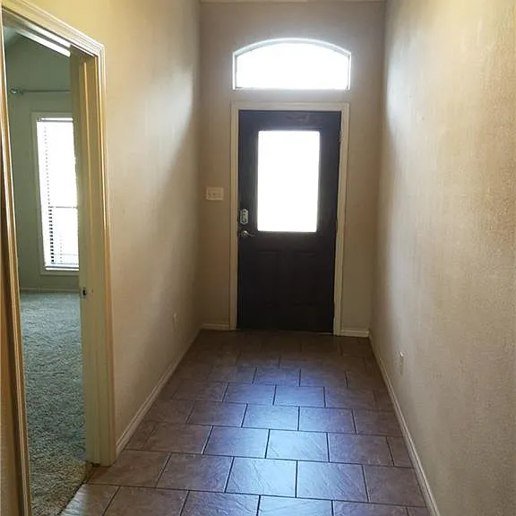 3800 Dove Hollow Ln — Photo 2