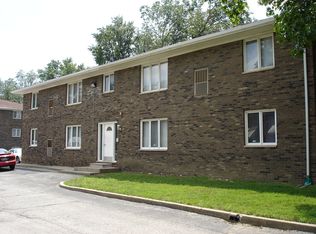 1224 W Monroe St APT 04, Springfield, IL 62704