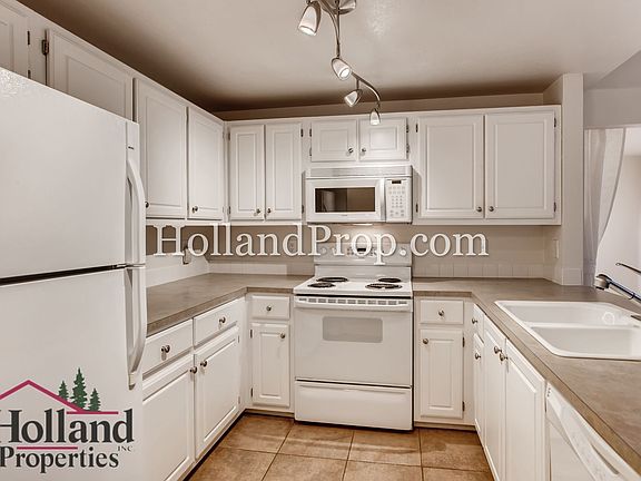 5th image of 17564 NW Springville Rd Unit 4