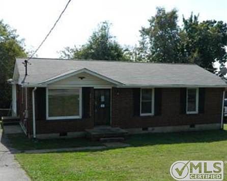 2nd image of 2521 Bethwood Dr