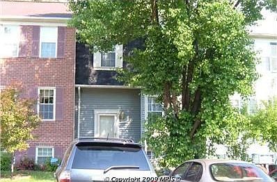 2nd image of 11 Cherry Bend Ct