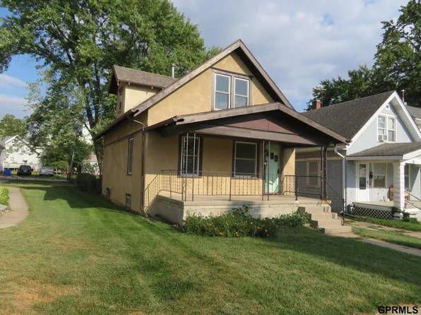 114 S 7th St, Missouri Valley, IA 51555