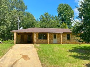 1846 Loring Rd, Camden, MS 39045