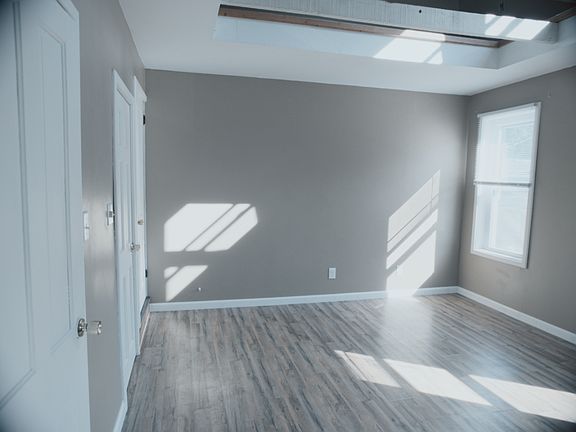 3rd image of 5 S 2nd St #5