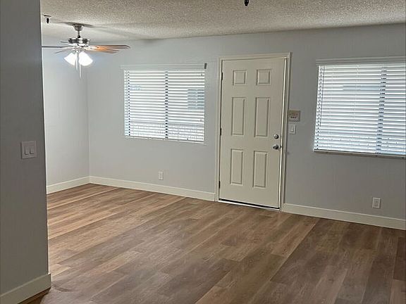 5th image of 13640 Chadron Ave #8