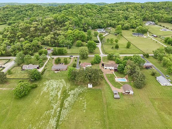 4th image of 1519 Coleman Rd