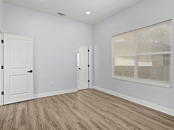 5th image of 2517 W PALMETTO STREET